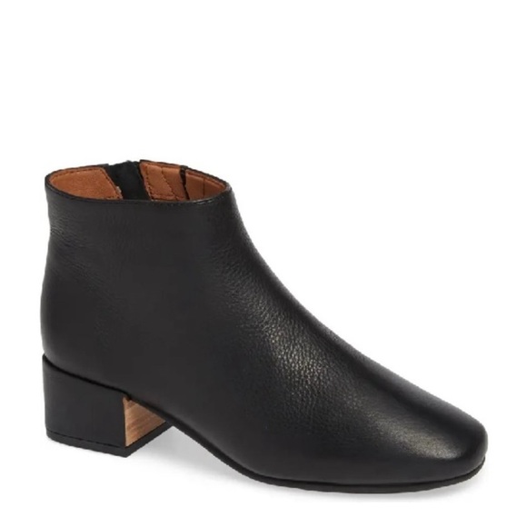 Gentle Souls by Kenneth Cole Ella Bootie - Picture 2 of 8